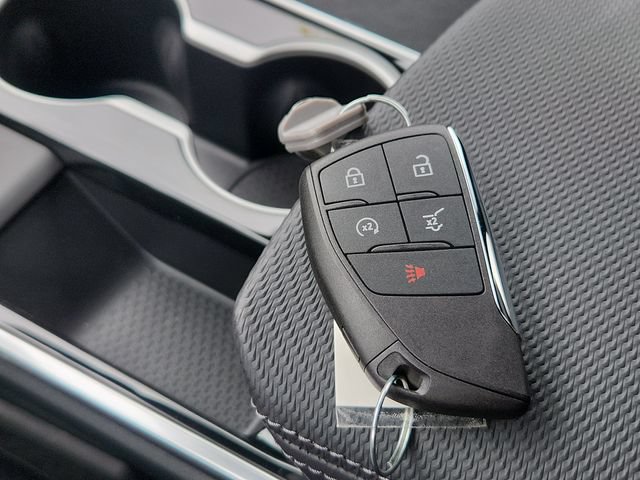 New 2026 Chevrolet Equinox LT w/ Convenience Package II FWD image 31