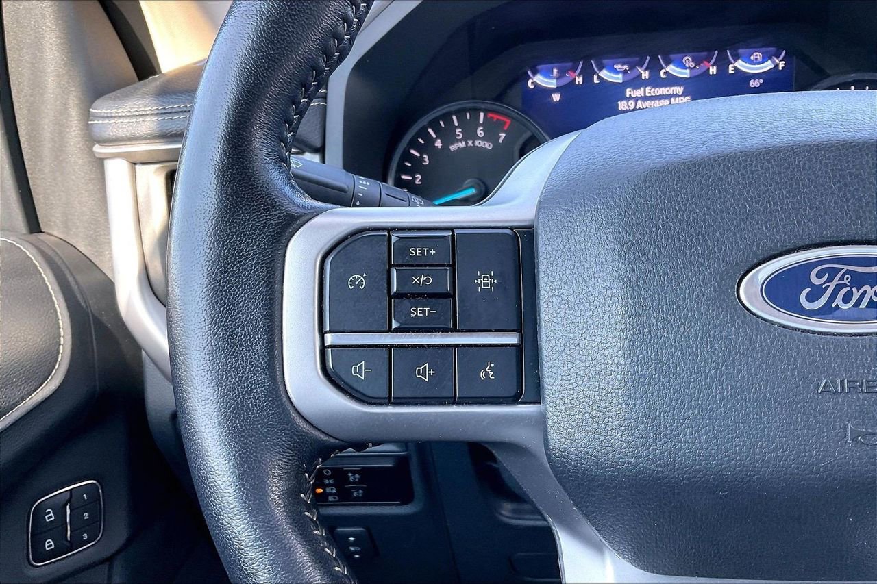 Used 2024 Ford Expedition Max XLT image 31