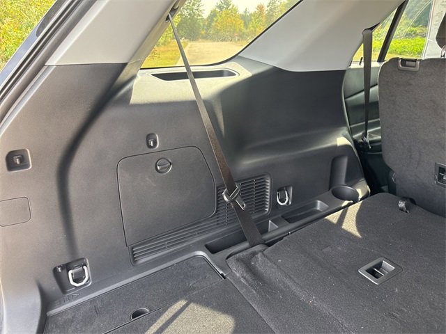 Used 2023 Ford Explorer XLT image 51