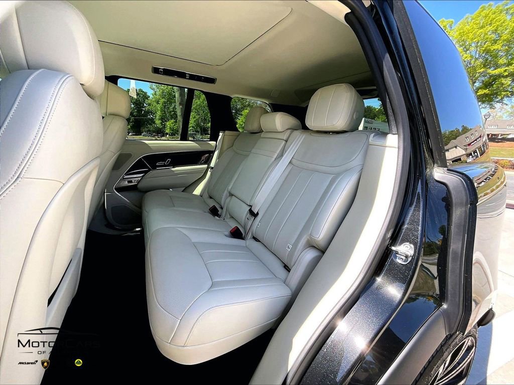 Used 2024 Land Rover Range Rover SE image 23