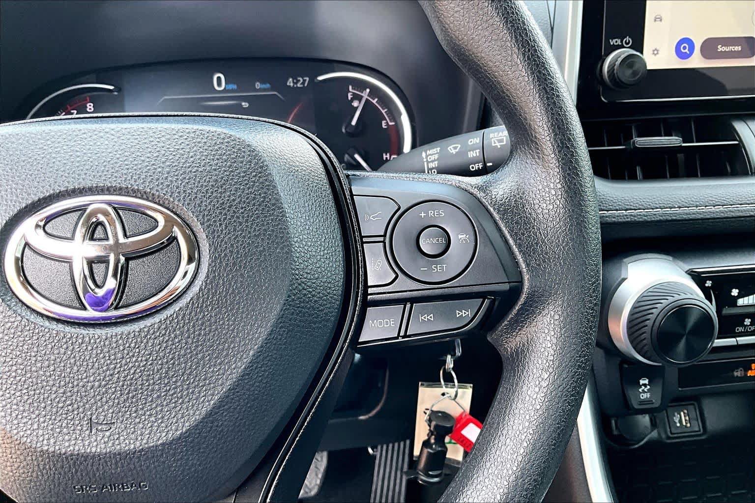 Used 2025 Toyota RAV4 LE FWD image 25