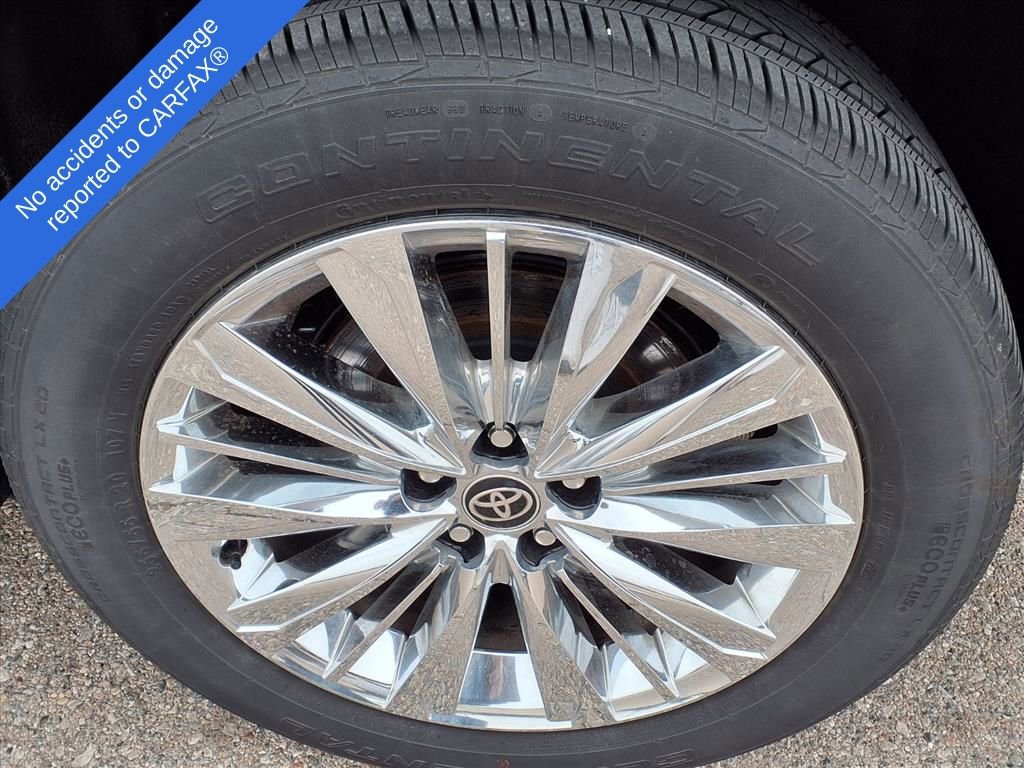 Used 2025 Toyota Grand Highlander Platinum image 10