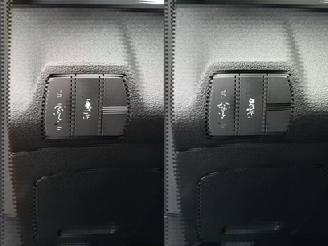 Used 2025 Hyundai Elantra SEL image 29