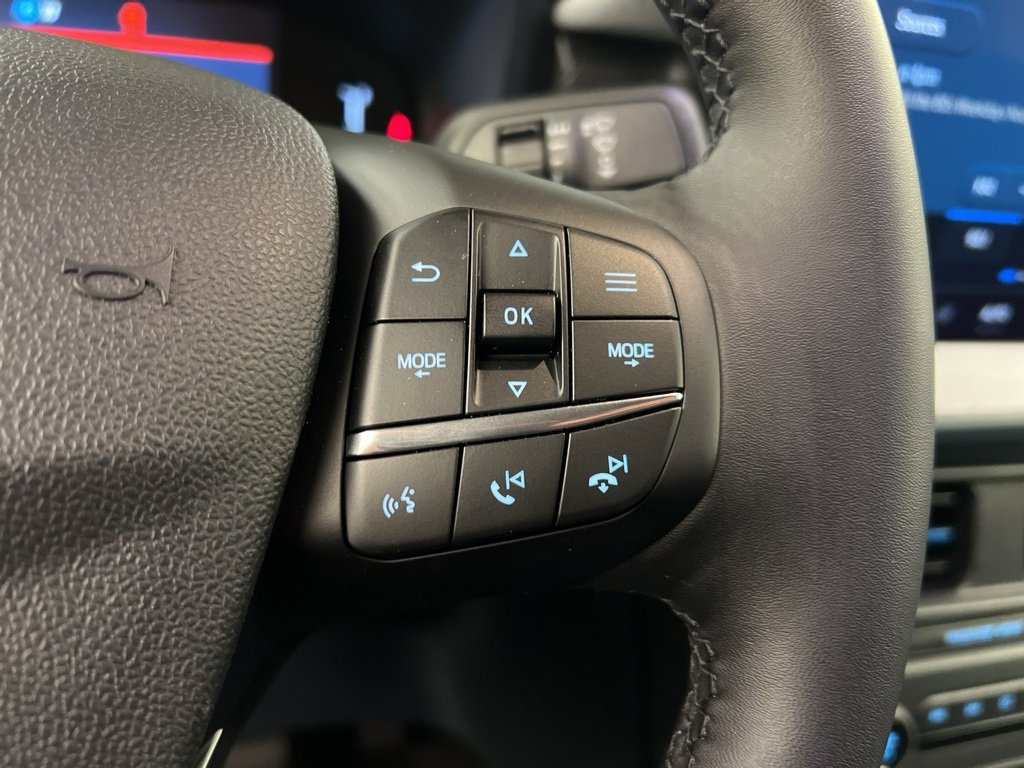 New 2025 Ford Maverick XLT w/ XLT Luxury Package image 17