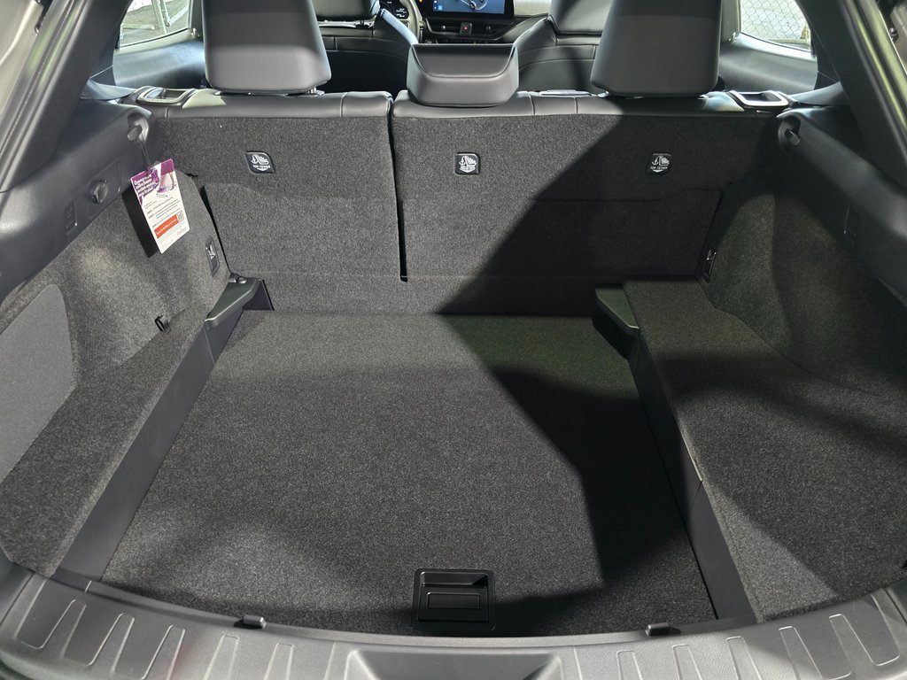 New 2025 Lexus UX 300h FWD image 29