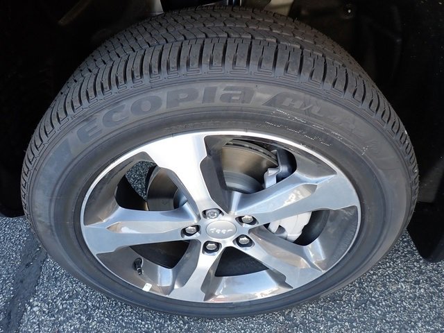 New 2025 Jeep Grand Cherokee Limited w/ MOPAR Finishing Package image 11