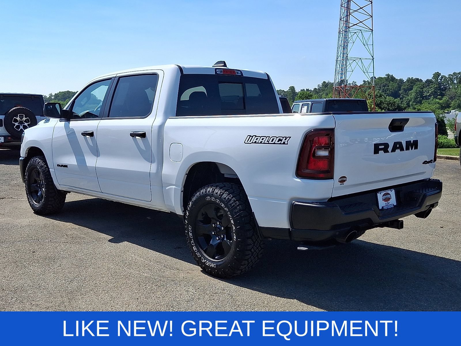 Used 2025 RAM 1500 Warlock AWD/4WD image 5