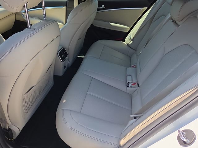 Used 2026 Genesis G70 2.5T RWD image 13