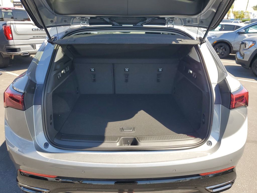 New 2026 Buick Envision Sport Touring image 7