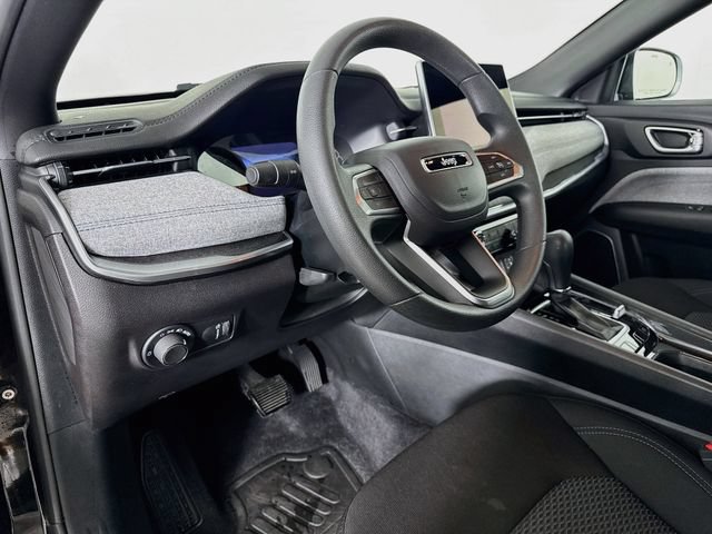 Used 2024 Jeep Compass Sport AWD/4WD image 13
