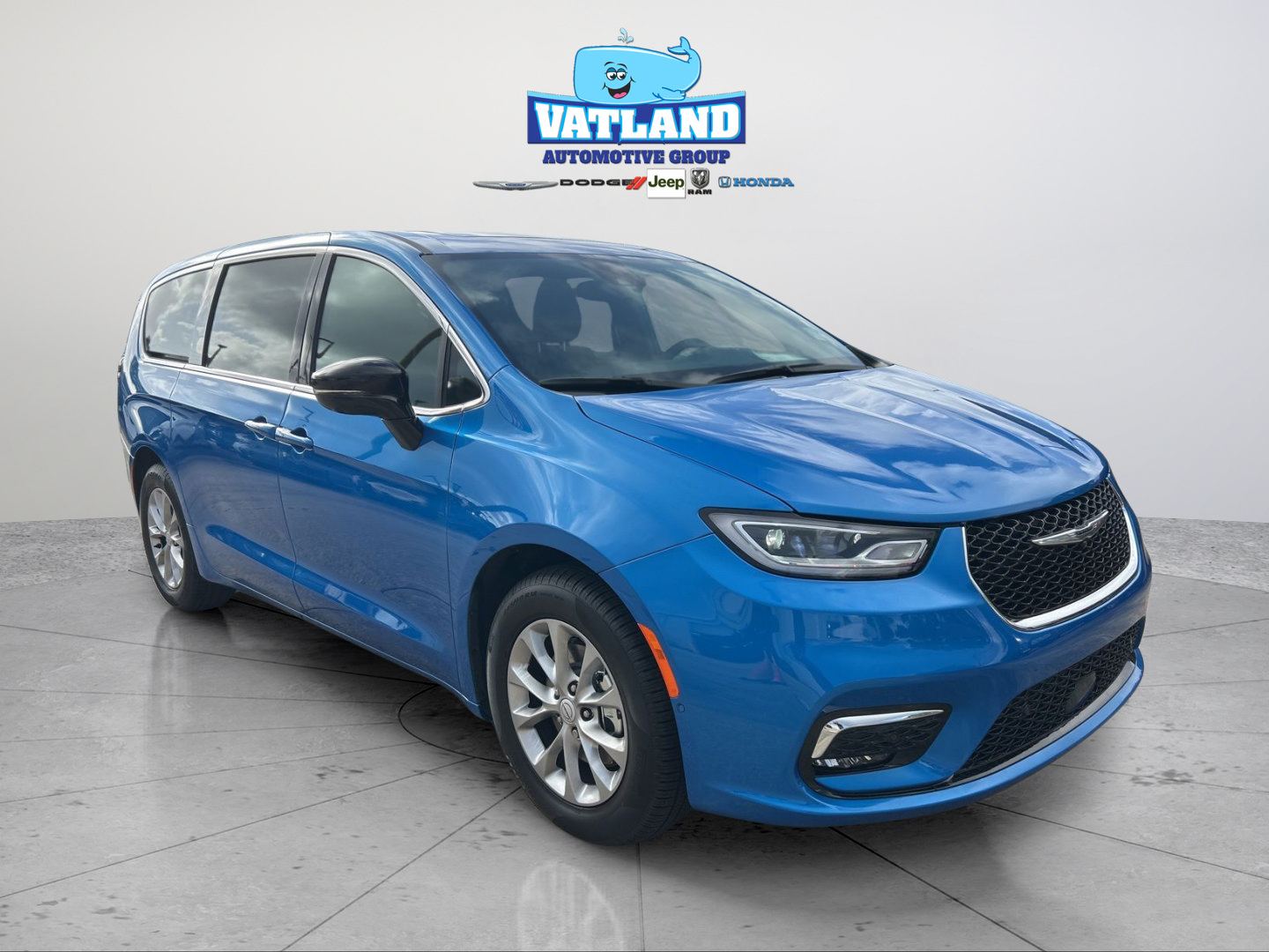 New 2026 Chrysler Pacifica Limited FWD image 22