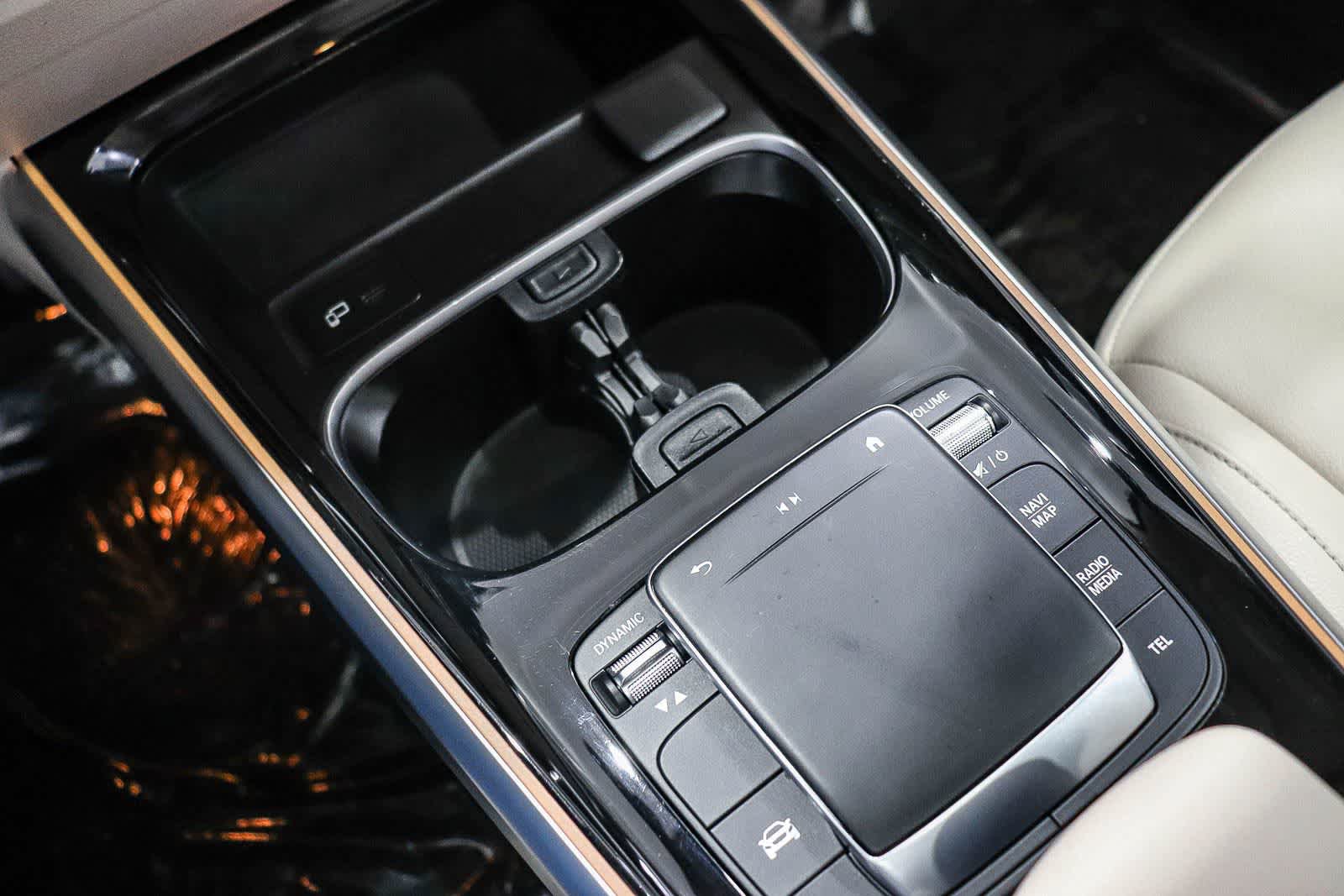 Used 2022 Mercedes-Benz GLB 250 image 23