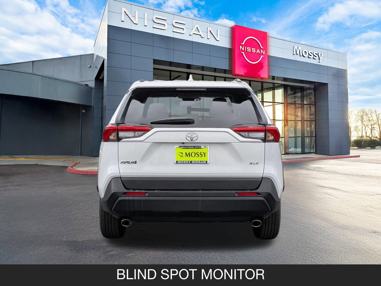 Used 2024 Toyota RAV4 XLE image 9