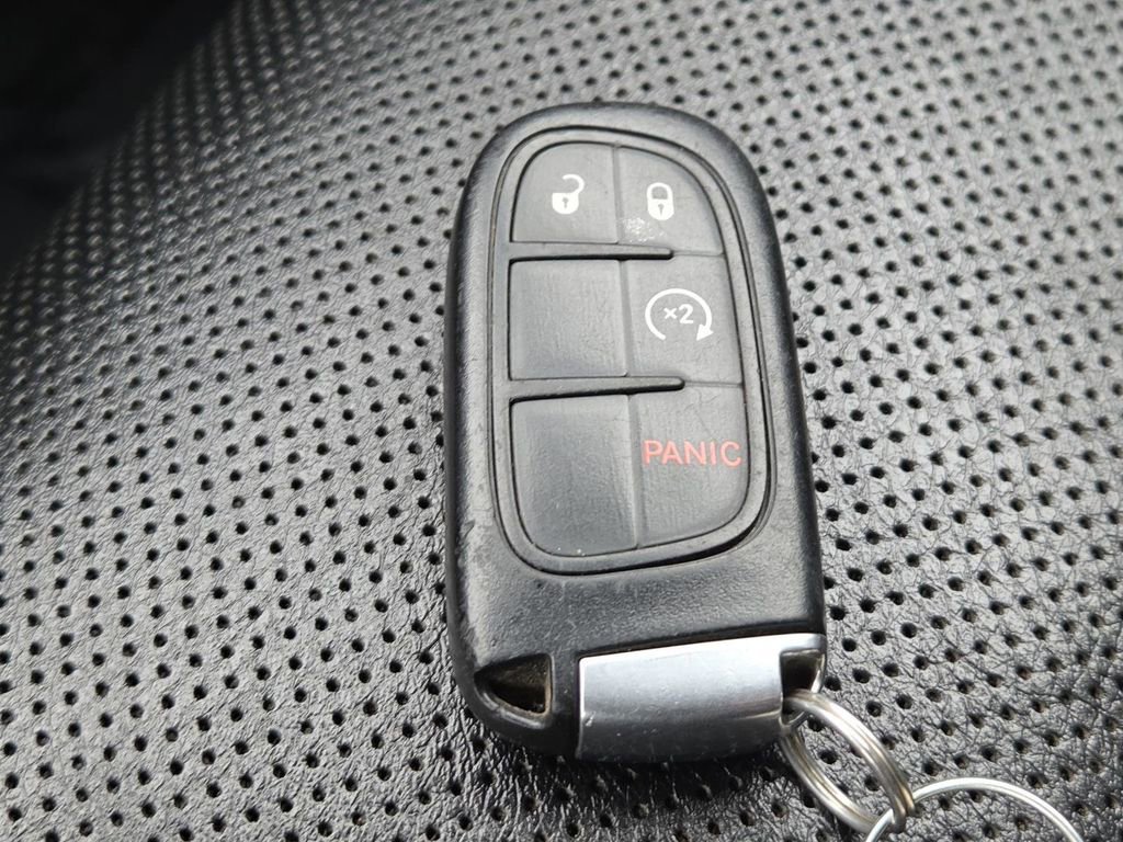 Used 2018 RAM 2500 Laramie w/ Convenience Group image 32