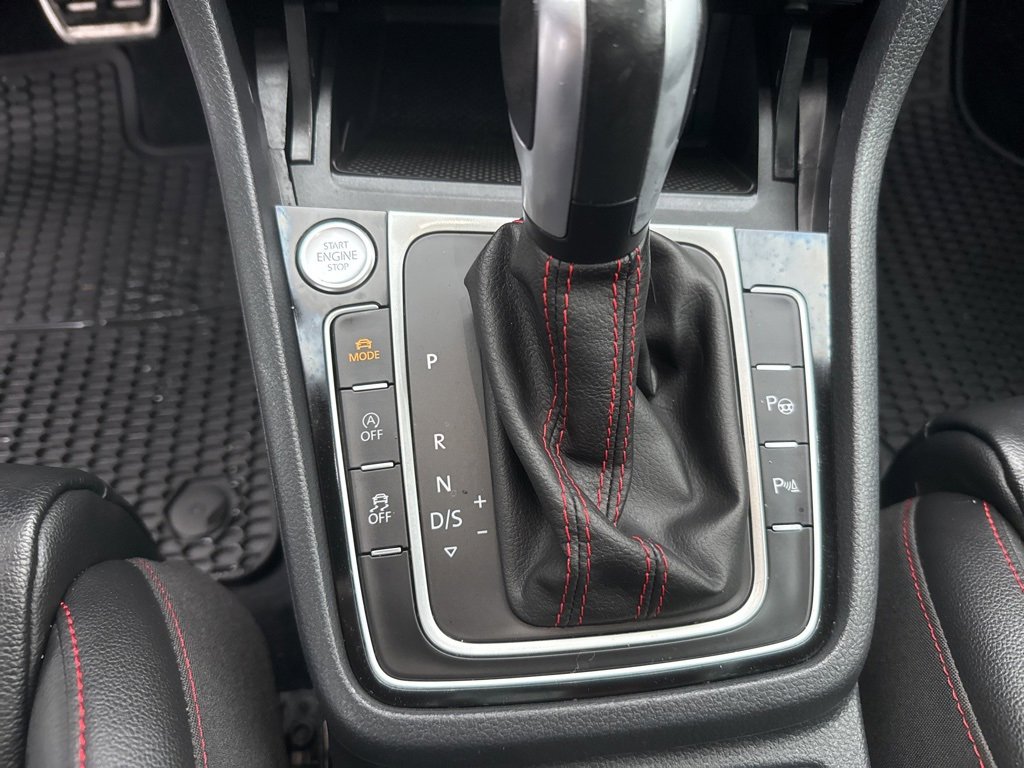 Used 2021 Volkswagen GTI Autobahn image 33