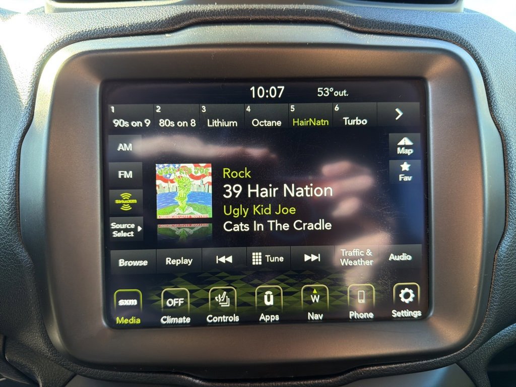 Used 2021 Jeep Renegade Latitude w/ Sun & Sound Group image 35