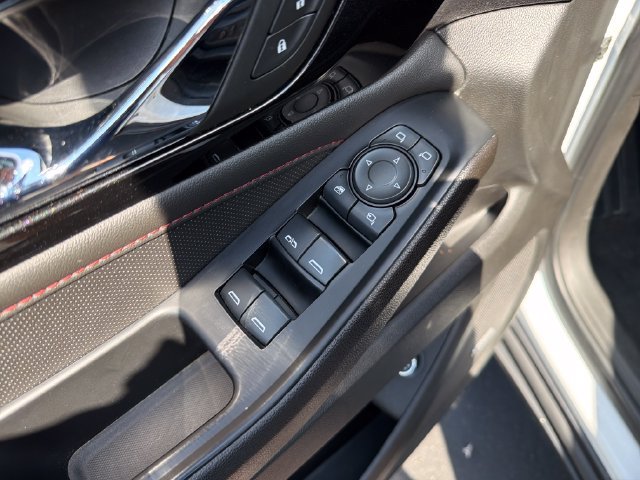 Certified 2023 Chevrolet Traverse RS w/ LPO, Floor Liner Package AWD/4WD image 11