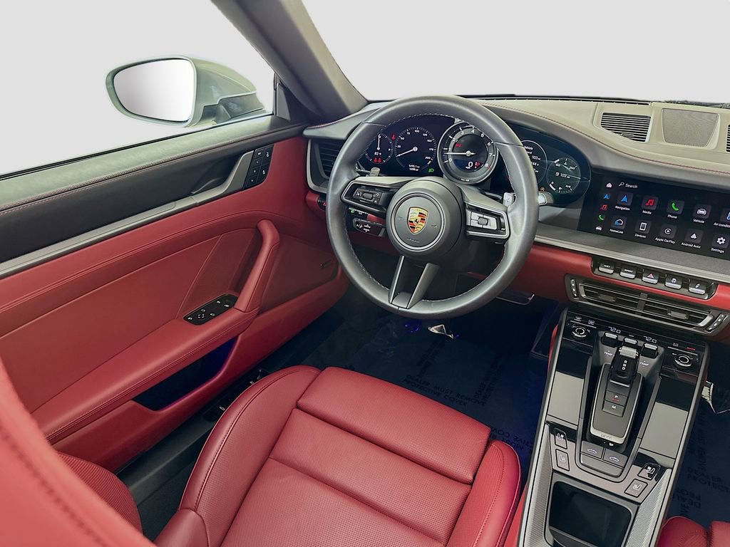Certified 2024 Porsche 911 Targa 4 AWD/4WD image 25