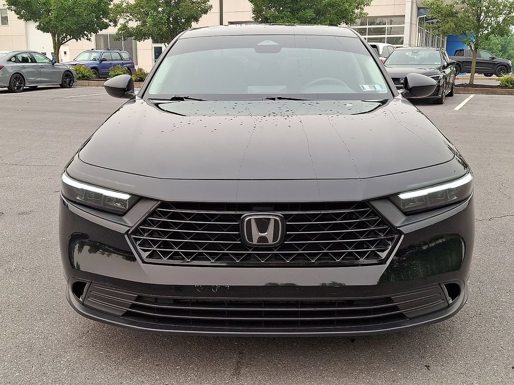 Used 2023 Honda Accord EX image 4