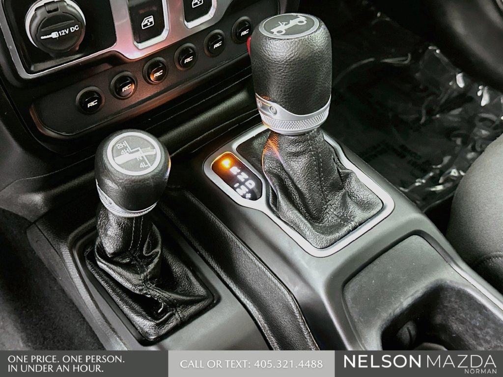 Used 2020 Jeep Wrangler Sport AWD/4WD image 17