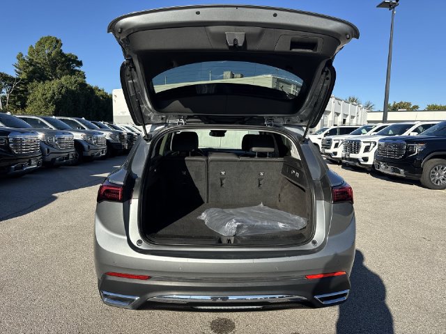 Used 2024 Buick Envision Preferred AWD/4WD image 25