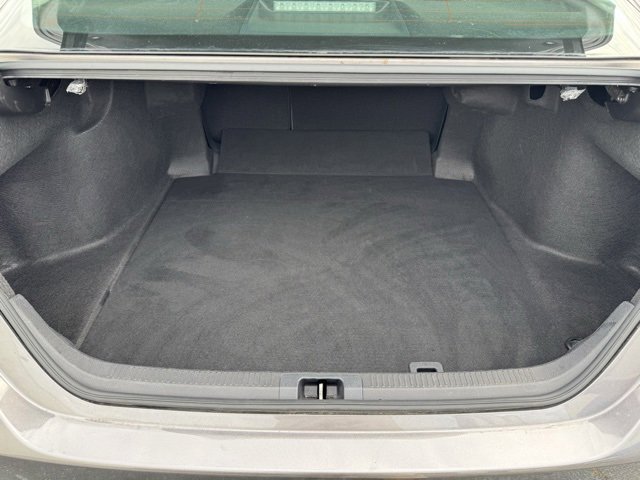 Used 2021 Toyota Camry SE image 20