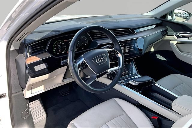 Used 2024 Audi Q8 e-tron Premium AWD/4WD image 13