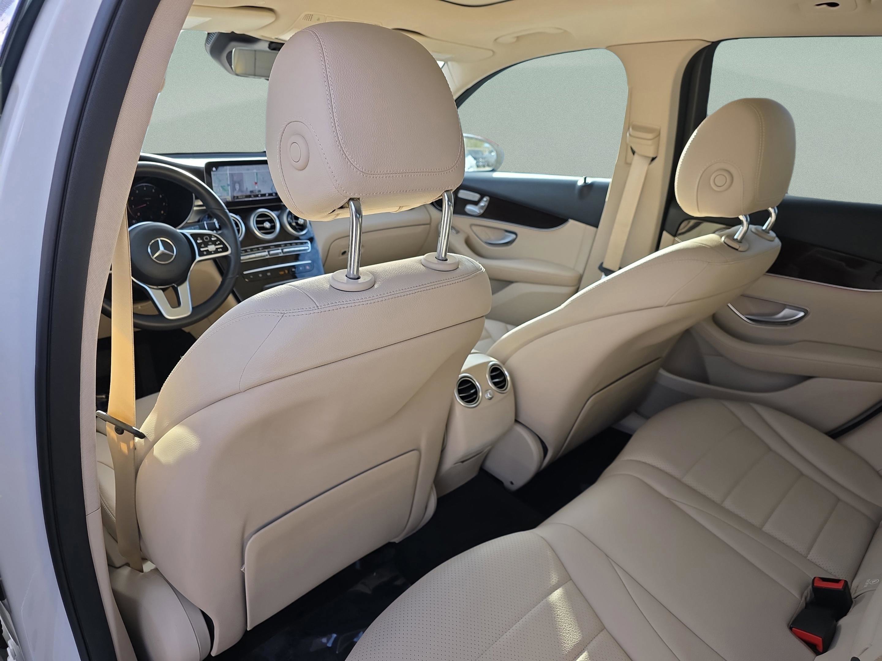 Certified 2022 Mercedes-Benz GLC 300 image 8