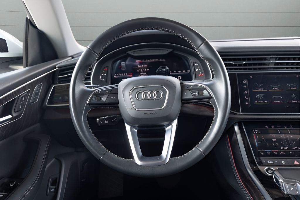 Used 2023 Audi Q8 Premium Plus AWD/4WD image 30