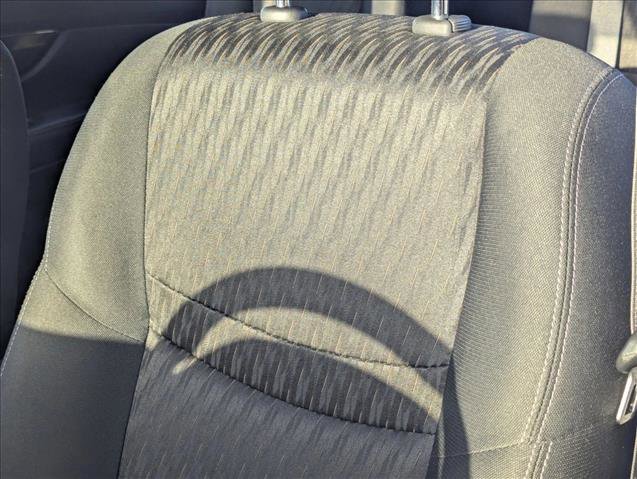 Used 2017 Nissan Rogue S image 19