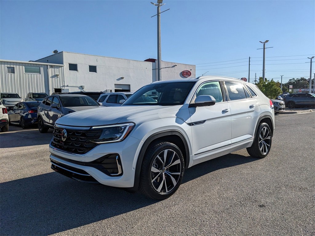 New 2026 Volkswagen Atlas Cross Sport SEL Premium R-Line image 2