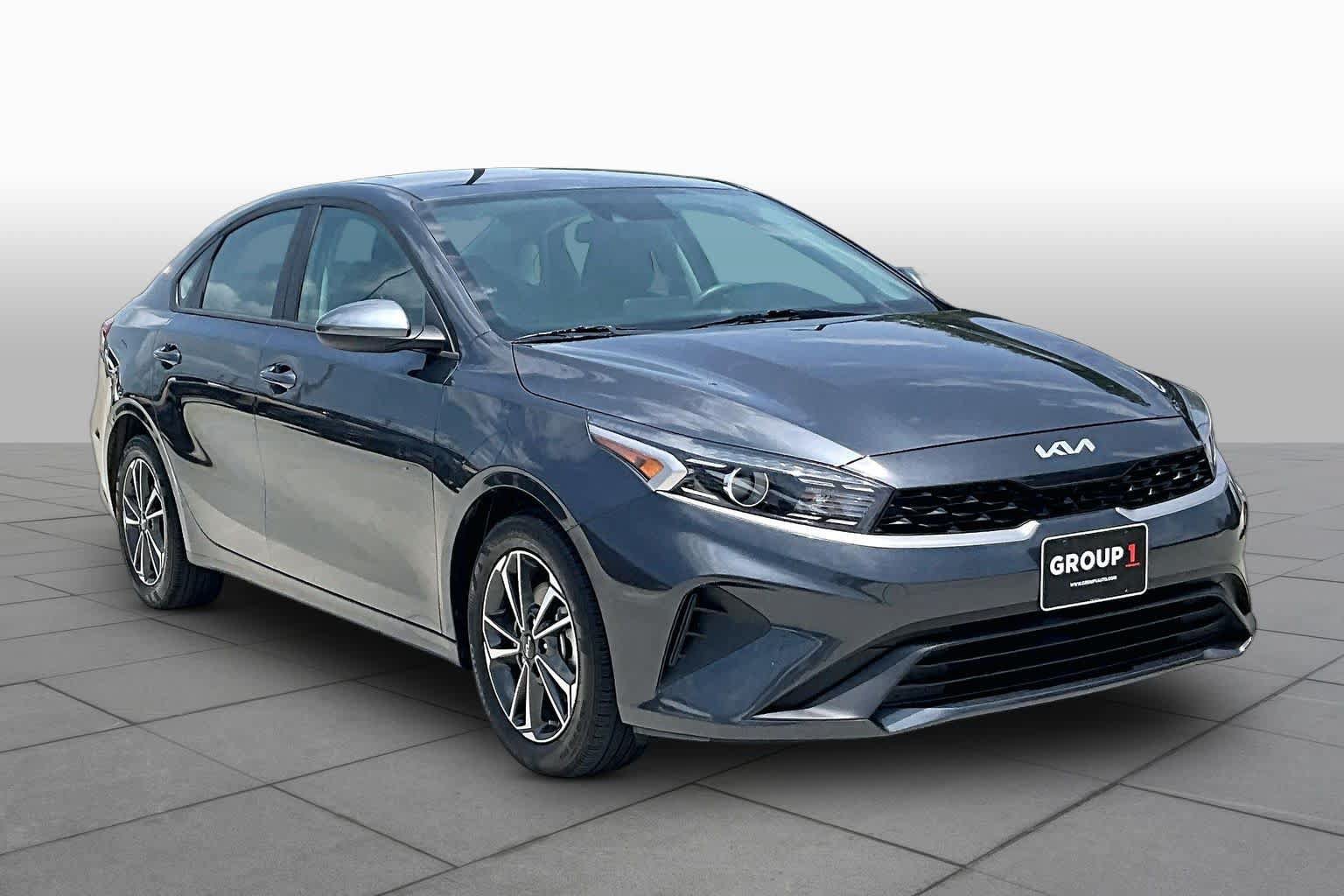 Certified 2024 Kia Forte LXS FWD image 3