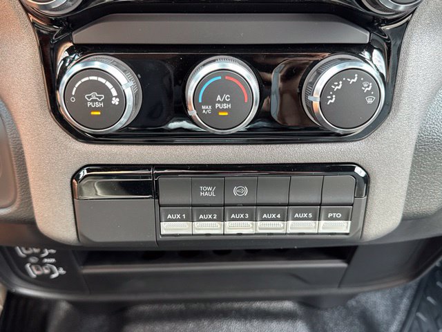 New 2027 RAM 3500 Tradesman AWD/4WD image 17