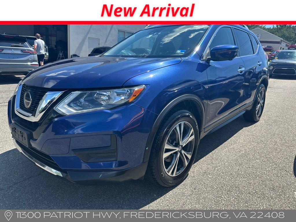 Used 2019 Nissan Rogue SV w/ Premium Package AWD/4WD image 2