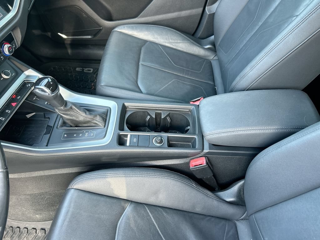 Used 2020 Audi Q3 2.0T Premium Plus w/ Premium Plus Package AWD/4WD image 28