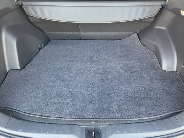 Used 2025 Toyota RAV4 XLE Premium FWD image 27