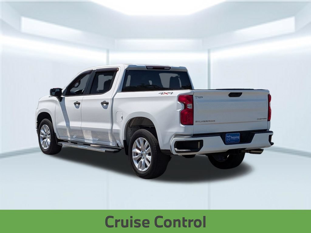 Used 2020 Chevrolet Silverado 1500 Custom w/ Custom Value Package AWD/4WD image 4
