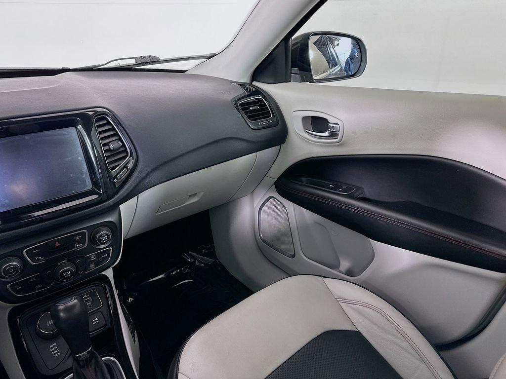 Certified 2021 Jeep Compass Limited AWD/4WD image 32