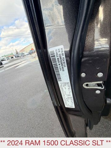 Certified 2024 RAM 1500 Classic SLT image 17