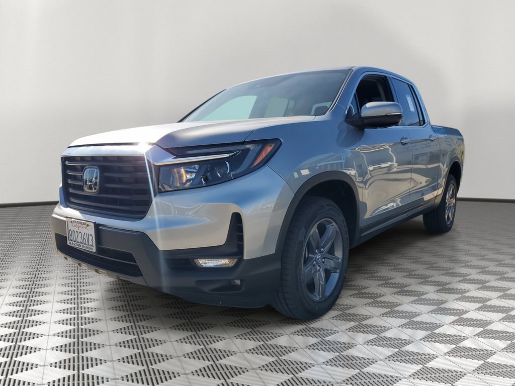 Certified 2023 Honda Ridgeline RTL image 3