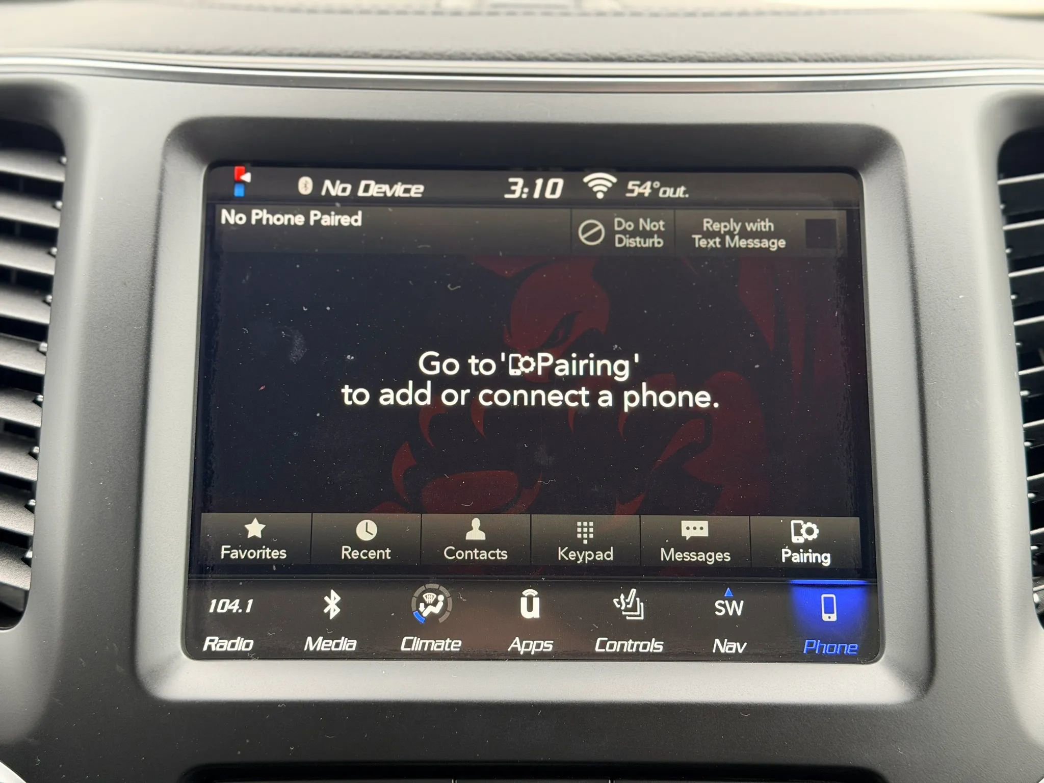Used 2019 Jeep Cherokee Latitude Plus w/ Cold Weather Group AWD/4WD image 24