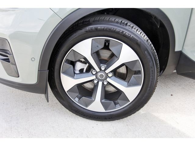 Used 2025 Volvo XC40 B5 Plus w/ Protection Package Premier image 29