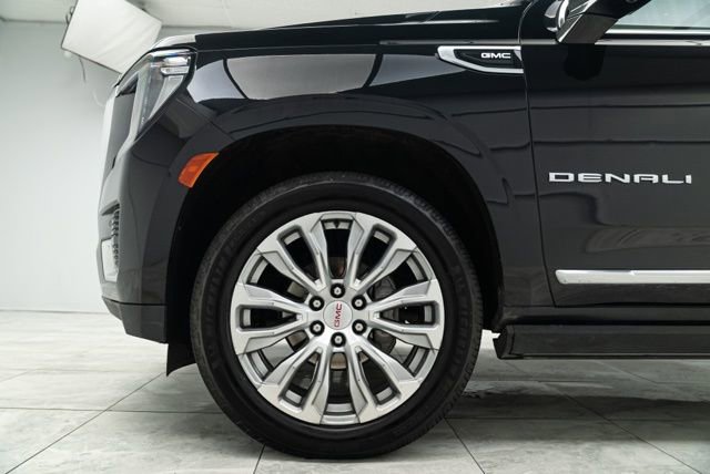 Used 2023 GMC Yukon XL Denali image 33