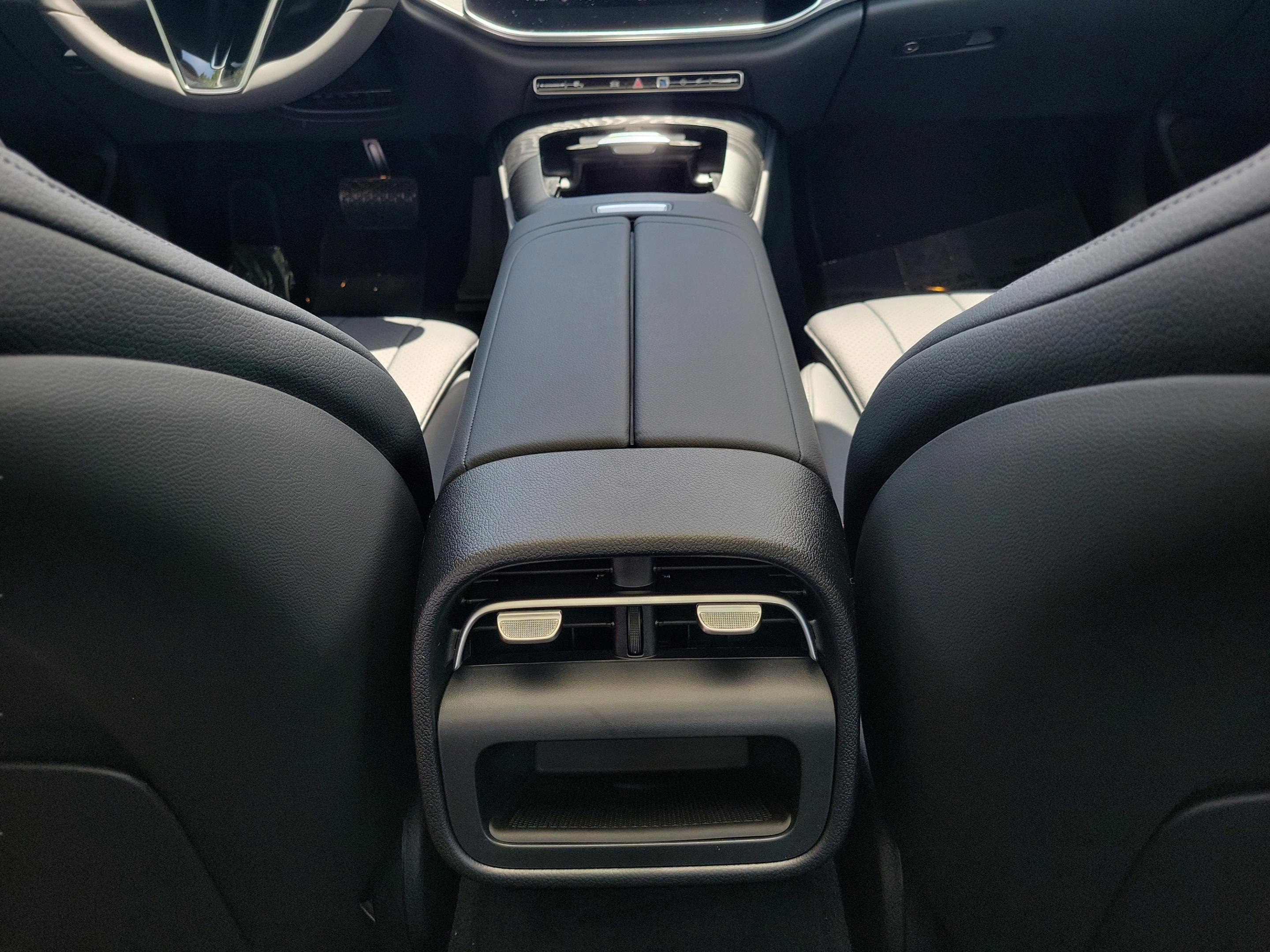 New 2026 Mercedes-Benz E 350 Sedan image 11