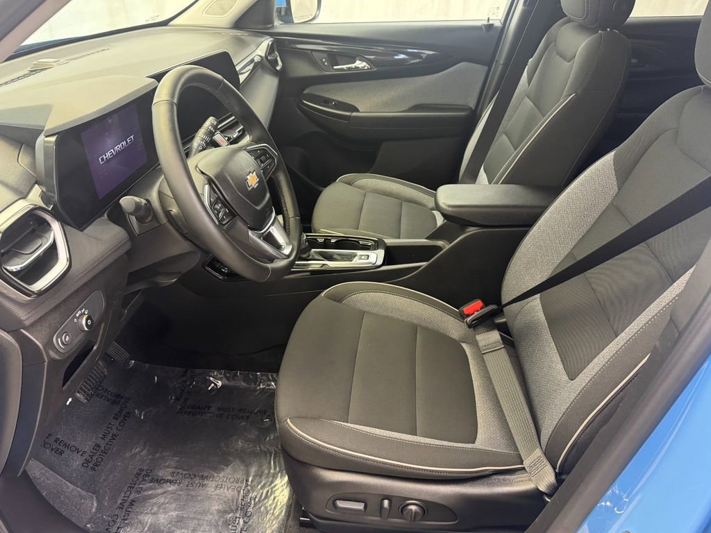 Certified 2024 Chevrolet TrailBlazer LT w/ Convenience Package image 8