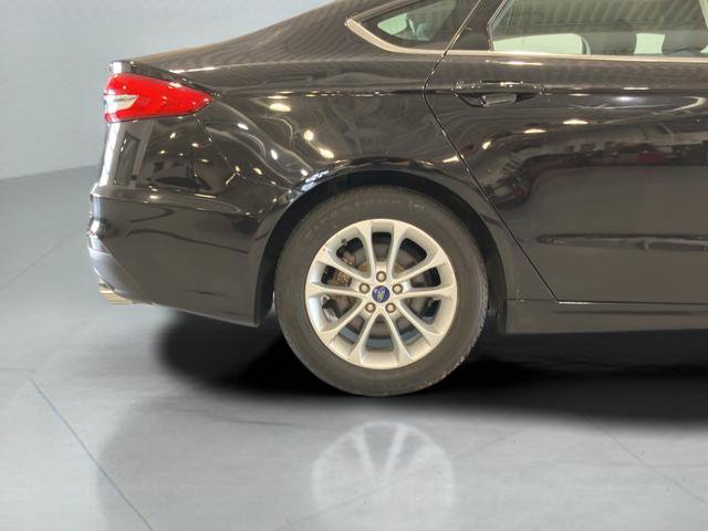Used 2019 Ford Fusion SE FWD image 35