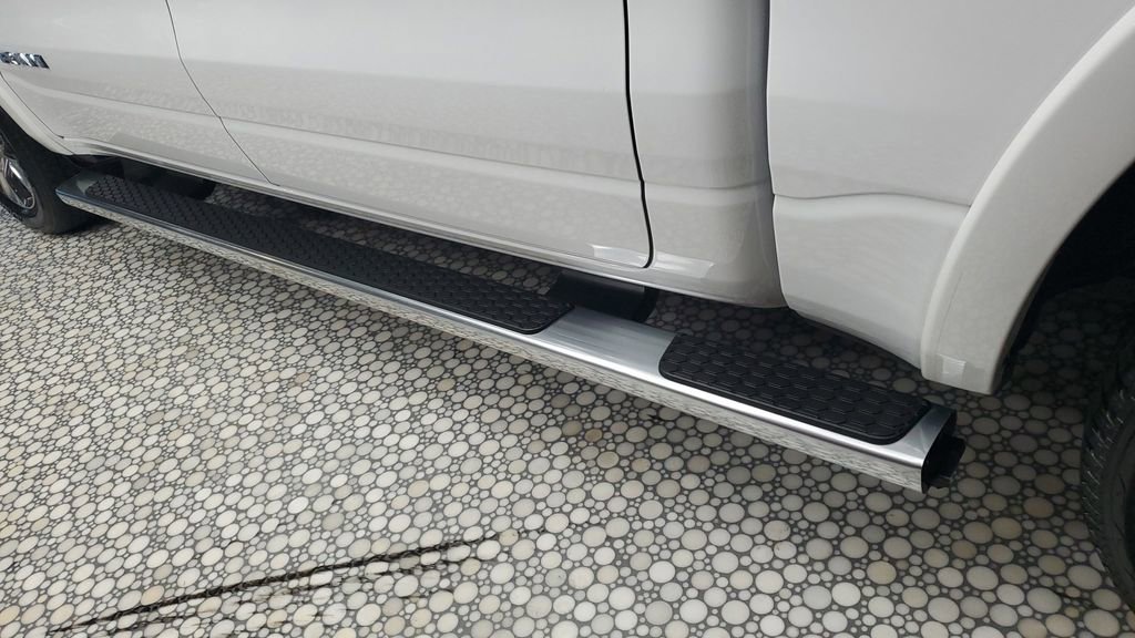 Used 2022 RAM 1500 Laramie image 8