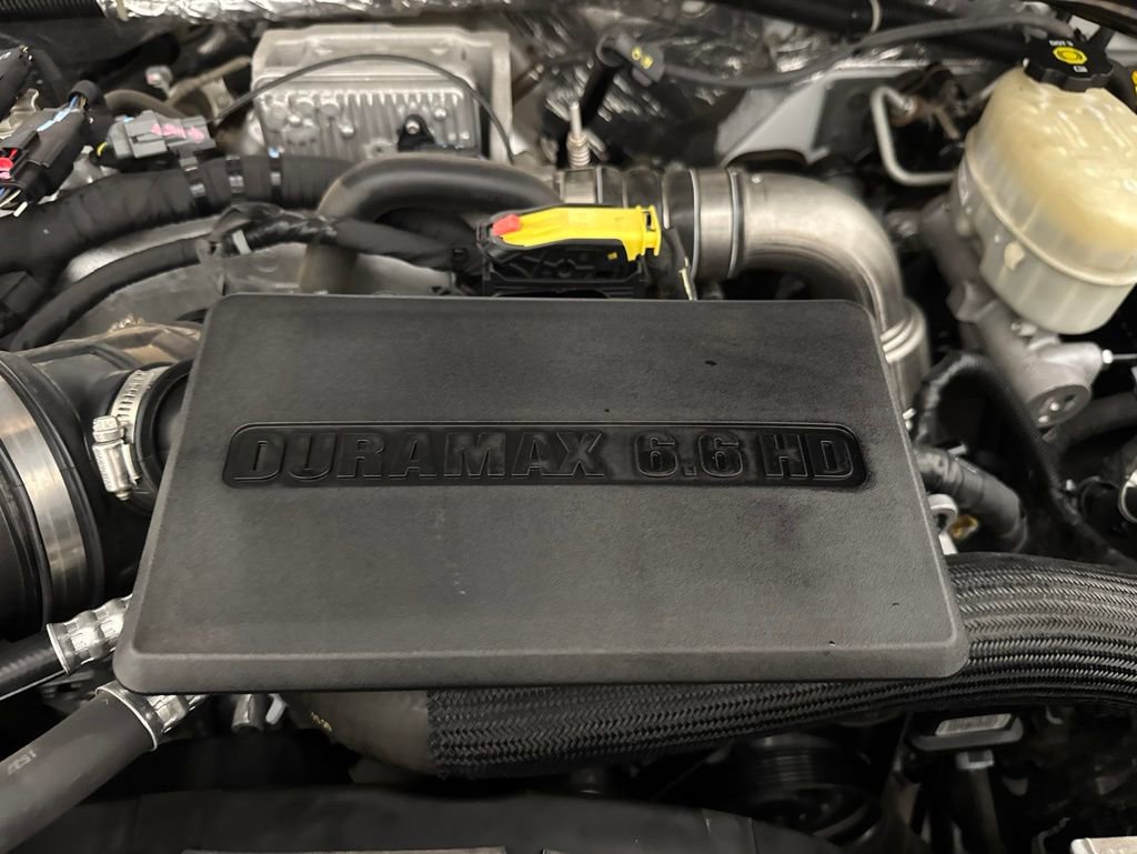 Used 2017 GMC Sierra 2500 Denali w/ Duramax Plus Package AWD/4WD image 56