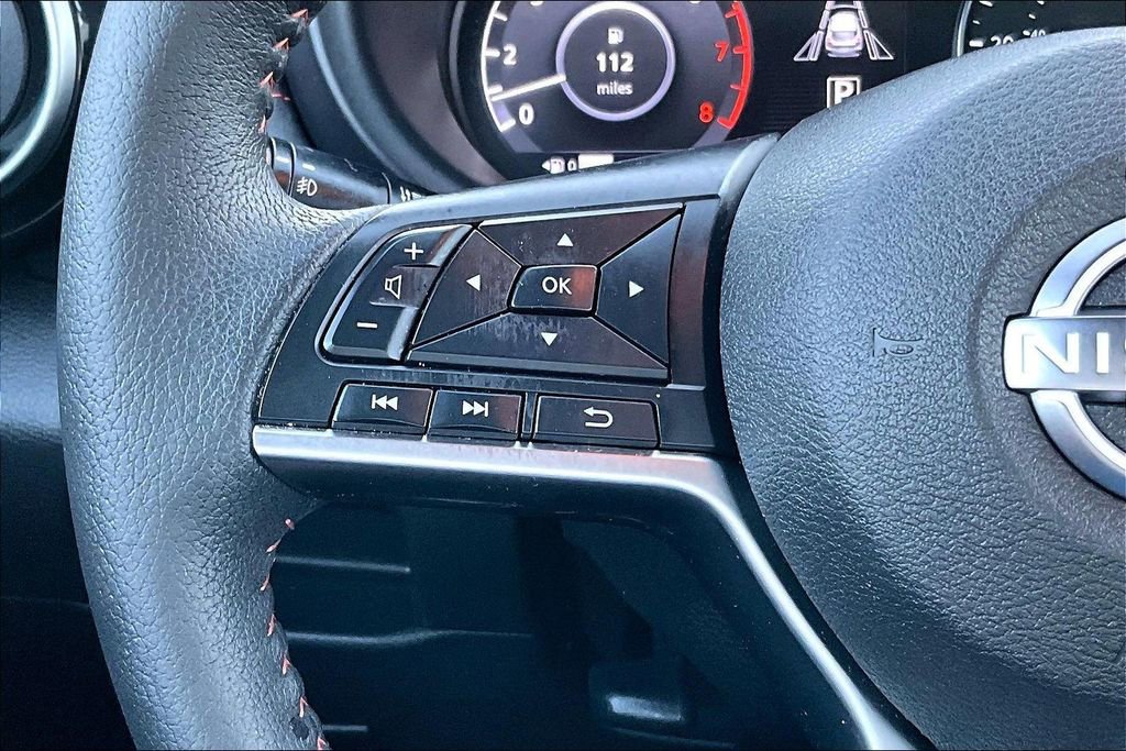 Used 2023 Nissan Kicks SR image 11