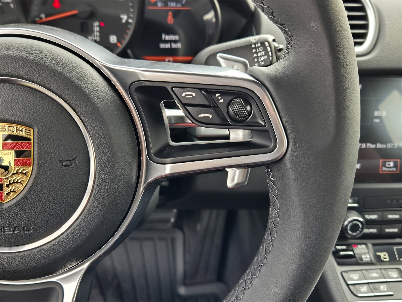 Used 2025 Porsche 718 Cayman image 28